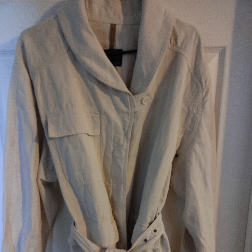Gorgeous Light Khaki Belted Safari Jacket